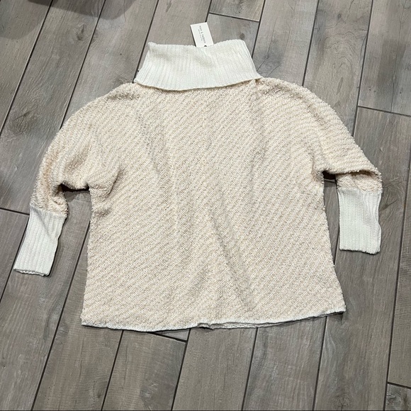 Moon & Madison oversized cowl neck sweater. - Picture 3 of 8